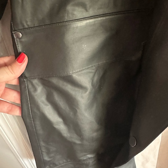 Lululemon rain jacket - Picture 3 of 7